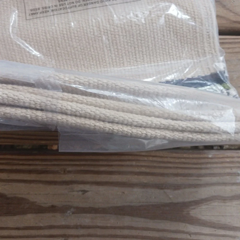 Set of 4: Decorative Placemats 18